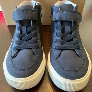 Cat and Jack Boys Anthony Zipper Sneakers
